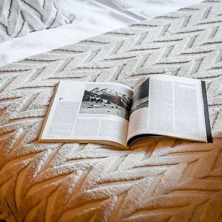 Emi Krupowki زاكوباني