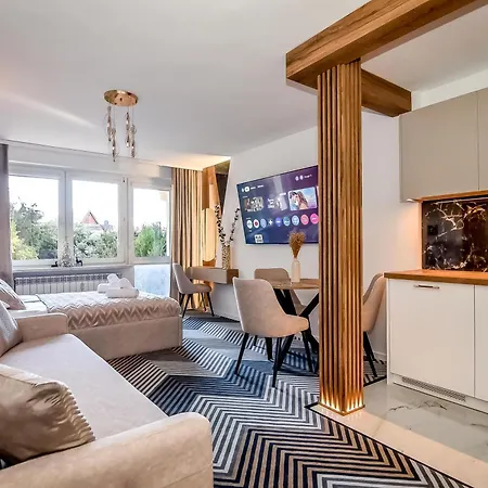 Emi Krupowki 자코파네